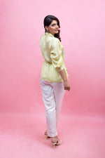 Load image into Gallery viewer, White strip paints with colored pocket shirts